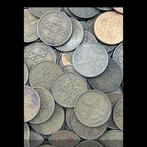 Portugal. Lote 200 Moedas de 1 Escudo em Bronze Várias datas, Postzegels en Munten, Munten | Europa | Niet-Euromunten
