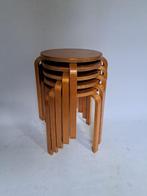 Kruk (5) - Frosta - Multiplex - Stapelbaar