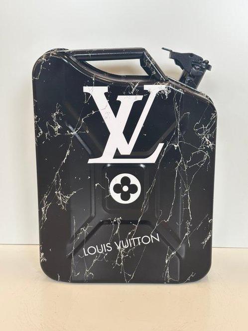 Rob VanMore - Oil Crisis Louis Vuitton XL - 47cm, Antiek en Kunst, Kunst | Schilderijen | Modern