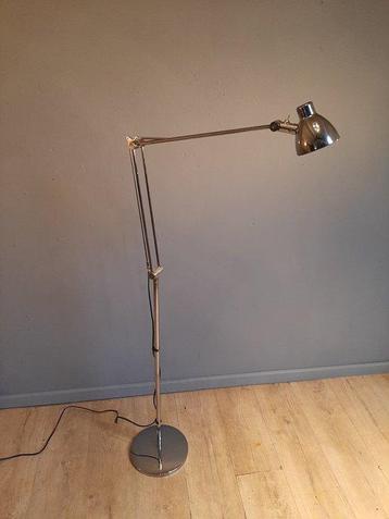 Staande lamp - Knikarm - Verstelbaar - Metaal - Leeslamp