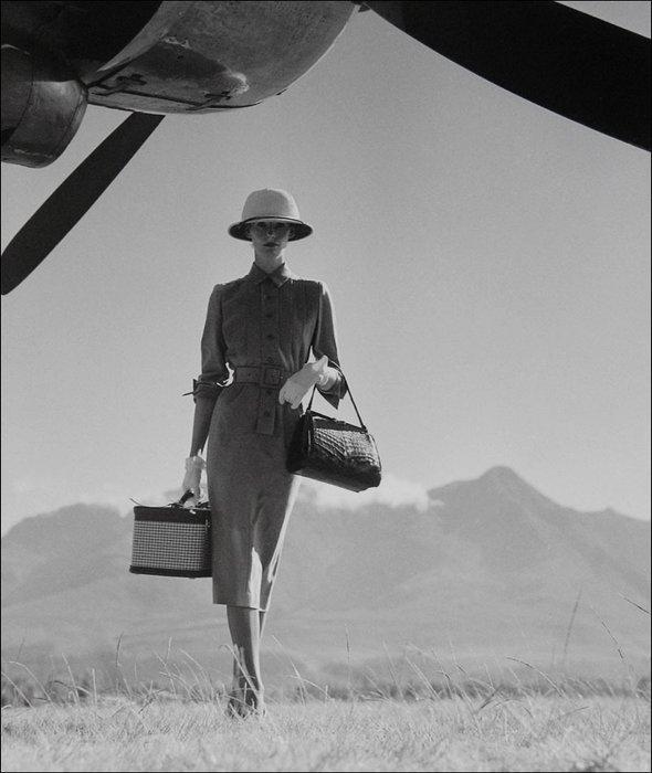 Norman Parkinson - Nairobi, Kenya. VOGUE 1951. The Art of, Antiek en Kunst, Kunst | Designobjecten