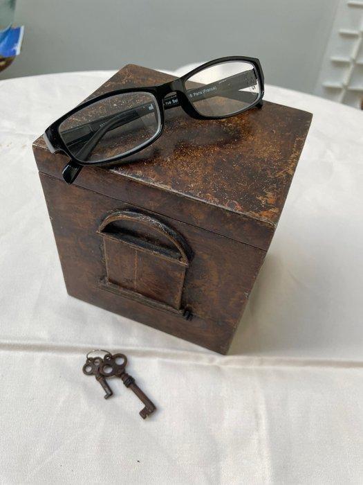 Brandkast - IJzer - Strongbox geheim slot, Antiek en Kunst, Antiek | Overige Antiek