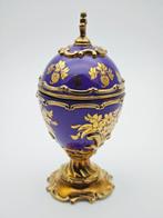 Fabergé ei - House of Fabergé de violet muzikale ei -
