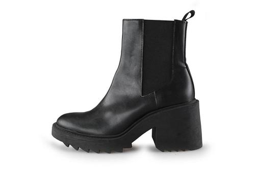 Stradivarius Chelsea boots in maat 38 Zwart | 5% extra, Kleding | Dames, Schoenen, Zwart, Zo goed als nieuw, Overige typen, Verzenden