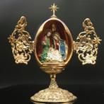 House of Faberge - Imperial Nativity Egg - Een koning is