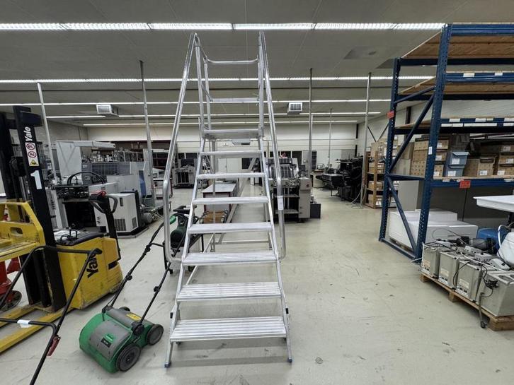 Online veiling: Krause, Bordestrap, Ladder en Platform, Doe-het-zelf en Bouw, Ladders en Trappen, Gebruikt