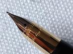 Sheaffer - Sheaffer Crest Red 18K/750 Two-Tone F-Nib -, Nieuw