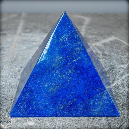 Edelsteen - Grote Decoratieve Blauwe Lapis Lazuli Piramide-, Verzamelen, Mineralen en Fossielen