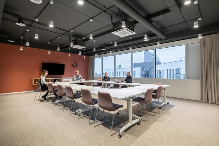 Espace de bureau pour 5 pers. à Guillemins, Zakelijke goederen, Bedrijfs Onroerend goed