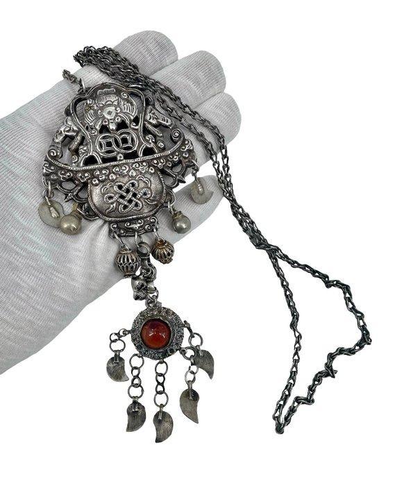Tibetaanse Himalaya Zilveren Ketting - Vroege tot midden 20e, Antiquités & Art, Art | Art non-occidental