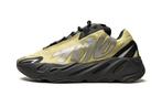 Adidas Yeezy 700 MNVN Resin - Maat 45 1/3 EU, Kleding | Heren, Schoenen, Ophalen of Verzenden, Nieuw