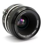 Nikon 50mm F/2 Ai met filter | Prime lens, Nieuw