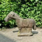 Tuinornament in de vorm van een Haniwa-paard - Graniet -, Antiek en Kunst