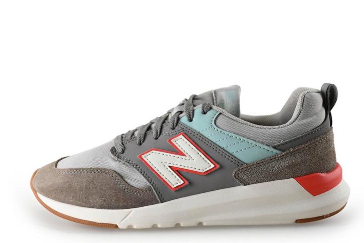 New Balance Sneakers in maat 46 Wit | 5% extra korting, Kleding | Heren, Schoenen, Wit, Zo goed als nieuw, Sneakers, Verzenden
