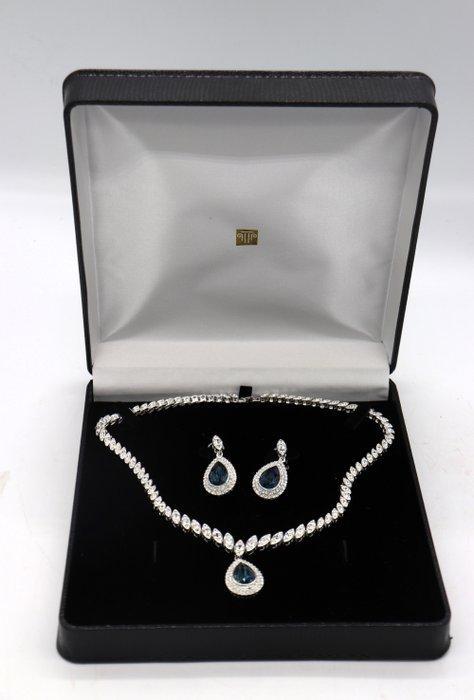 Themacollectie - Gargantilla en oorbellen met 452, Antiek en Kunst, Curiosa en Brocante