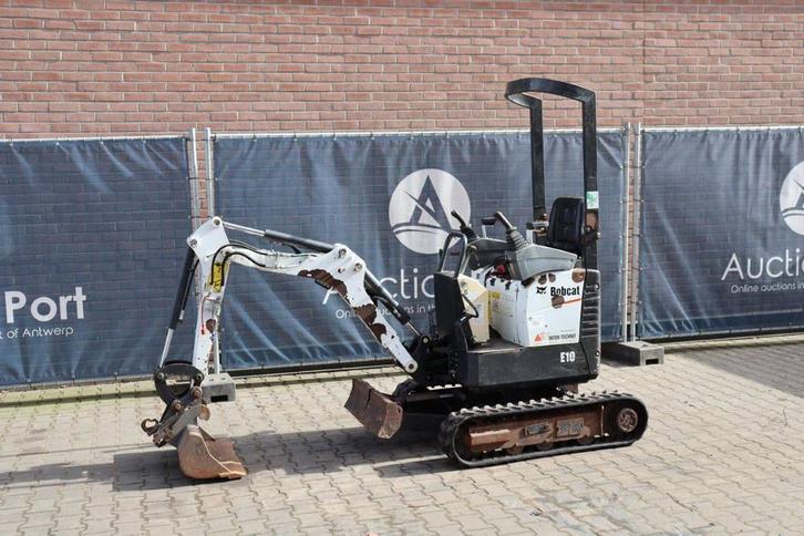 Veiling: Minigraver Bobcat E10 Diesel 2016, Articles professionnels, Machines & Construction | Grues & Excavatrices, Enlèvement