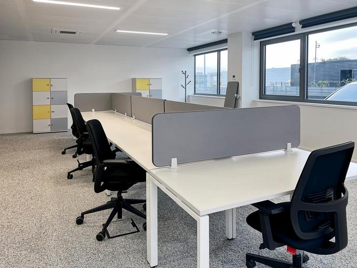 Espace de coworking à Louvain-La-Neuve, Axis Parc, Zakelijke goederen, Bedrijfs Onroerend goed