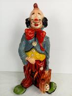 Jun Asilo-style - Beeld, Clown with suitcase - 2,1 kg - 55