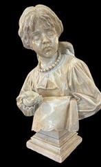 E. Montoni (XIX-XX) - Sculpture, Buste représentant une, Antiquités & Art, Antiquités | Céramique & Poterie