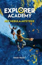 Explorer Academy - Het Nebula-mysterie 9789490764906, Trudi Trueit, Zo goed als nieuw, Verzenden