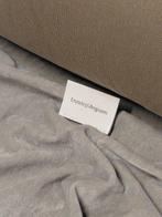 Enzo degli Angiuoni – Velluto Millerighe Grigio Perla di