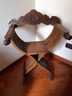 Stoel - Savonarola - Walnoot