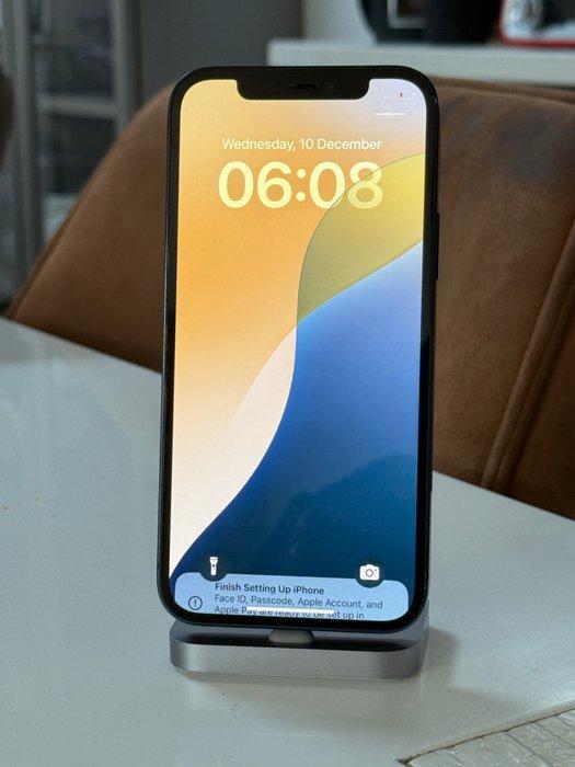 Apple iPhone 12 64gb - iPhone, Consoles de jeu & Jeux vidéo, Consoles de jeu | Accessoires Autre