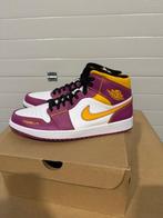 Nike - Air Jordan 1 Mid - High-top sneakers - Maat: EU 47, Nieuw