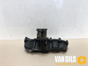 Inlaatspruitstuk Volkswagen Passat O248557