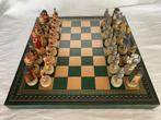 Schaakspel - Vintage en bordspellen backgammon, dammen en