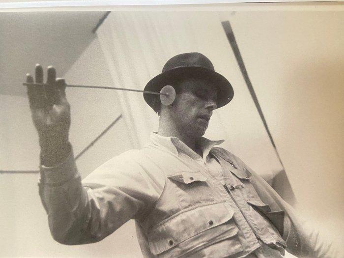 Joseph Beuys (1921-1986) - Joseph Beuys –„Nachts in der, Antiek en Kunst, Antiek | Overige Antiek