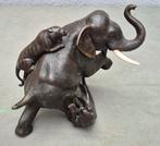 Olifant vechtend met tijgers - Beeld Brons - Signed Seiya