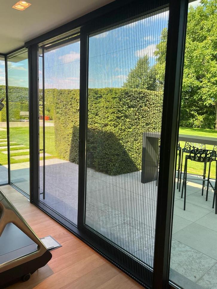 Vouwvliegendeur (plissé), Doe-het-zelf en Bouw, Deuren en Vliegenramen, Schuifdeur, Vouwdeur, Nieuw, Metaal, Binnendeur, 215 cm of meer