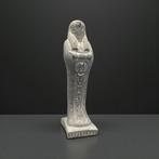 Replica van het oude Egypte Ushabti-beeld met valkhals en