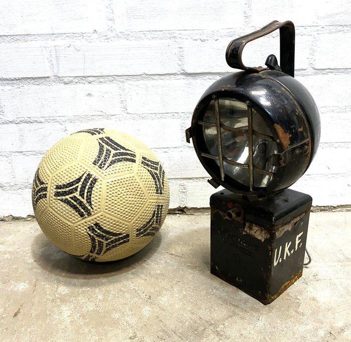 Eisemann brandweerlamp / mijnbouwlamp - Lamp - Metaal, Antiek en Kunst, Antiek | Wandborden en Tegels