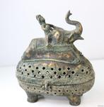 Doos - Oude Dokra box - Brons - Man rijdend op olifant, Antiek en Kunst