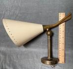 Lampe murale (3) - Laiton et métal émaillé - Années 50