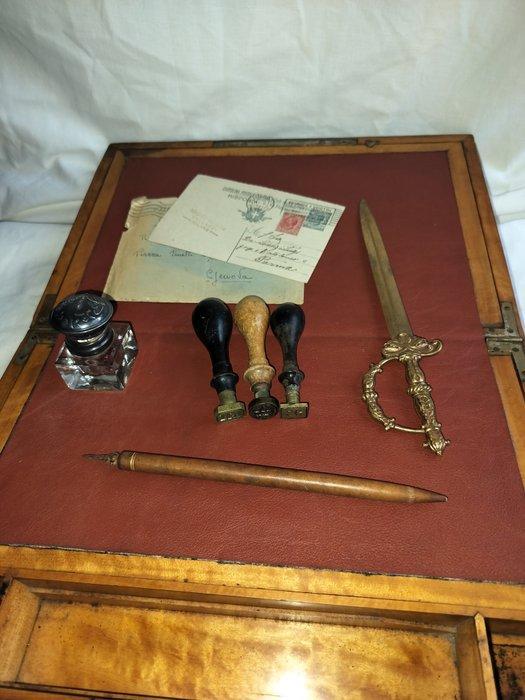 Bureau plat - Noyer, Acajou, Antiek en Kunst, Antiek | Overige Antiek