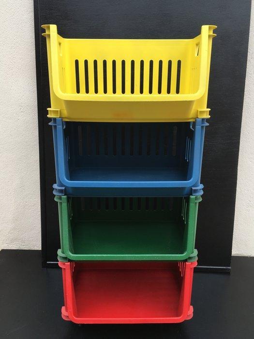 Groenteschotel - Plastic, Antiek en Kunst, Antiek | Wandborden en Tegels