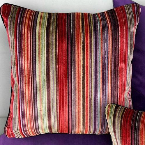 Missoni Home - Nieuwe set van vier - Kussen, Antiek en Kunst, Antiek | Tapijten, Tafelkleden en Textiel