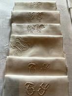 6 vroege 20e-eeuwse damast linnen servetten met