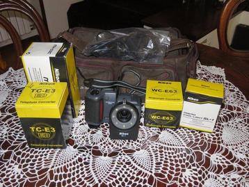 Nikon Coolpix 995 + TC-E3 ED + WC-E 63 d + macro SL-1
