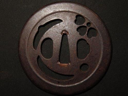 Katana - Fer forgé - Daito Sukashi Tsuba : C4-994 - Japon -, Antiek en Kunst, Antiek | Overige Antiek