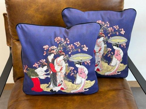 Élégance dOrient : Paire de housses en velours avec des, Antiek en Kunst, Antiek | Tapijten, Tafelkleden en Textiel