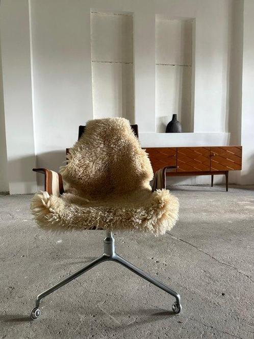 Kill International - Jorgen Kastholm, Preben Fabricius -, Antiek en Kunst, Antiek | Meubels | Stoelen en Sofa's