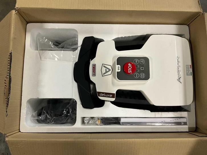 Online veiling - Ambrogio Twenty Delux Robotmaaier, Articles professionnels, Machines & Construction | Jardin, Parc & Sylviculture