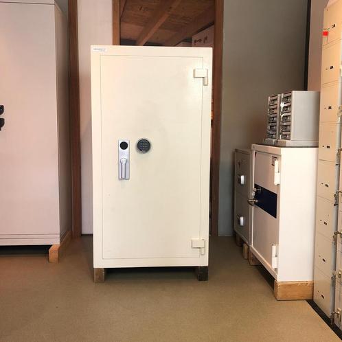 Gebruikte inbraakwerende MB kluis, Huis en Inrichting, Brandblussers en Brandkasten, Nieuw, Verzenden