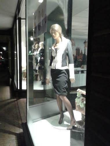 *TIP*  Realistische dames etalagepoppen van exclusief A-mer, Zakelijke goederen, Kantoor en Winkelinrichting | Winkel en Inventaris