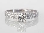 Verlovingsring - 18 karaat Witgoud -  0.69ct. tw. Diamant