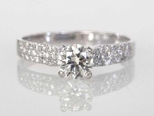 Verlovingsring - 18 karaat Witgoud -  0.69ct. tw. Diamant, Handtassen en Accessoires, Antieke sieraden